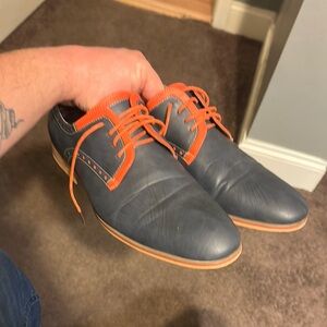 Men's Gray and Orange Dress Shoes